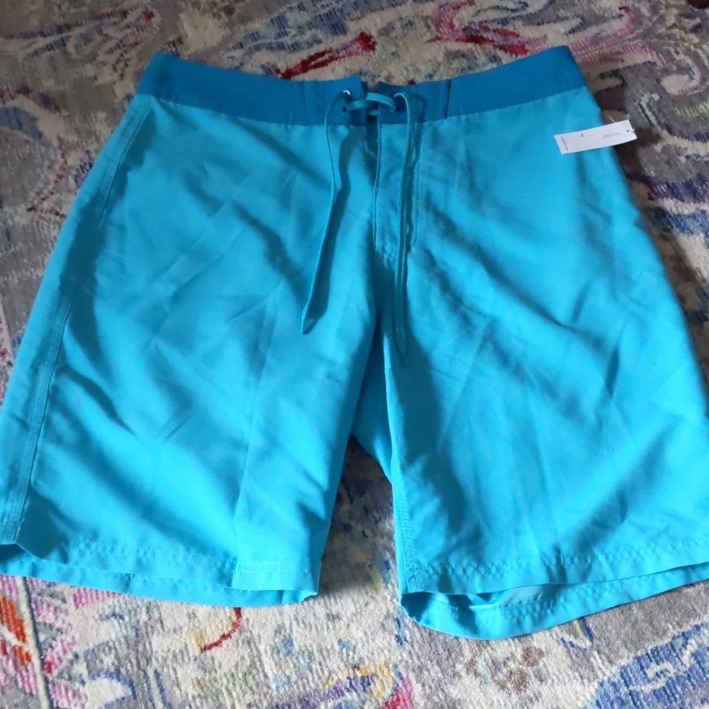 NWT Old Navy swim trunks - 33 waist